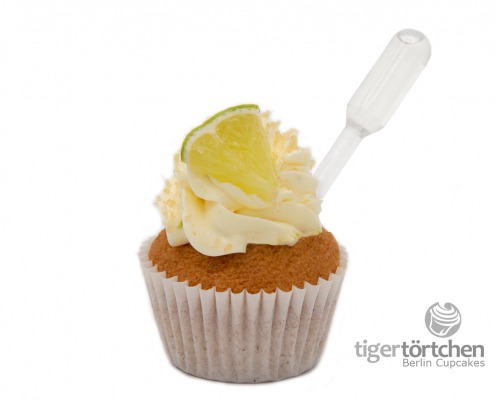 Mojito: Limette-Rohrzucker Cupcake & Minz Topping mit Rum Infusion tigertörtchen Berlin Cupcakes